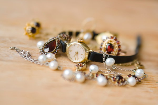 Thanh lý trang sức cũ hỏng giá cao