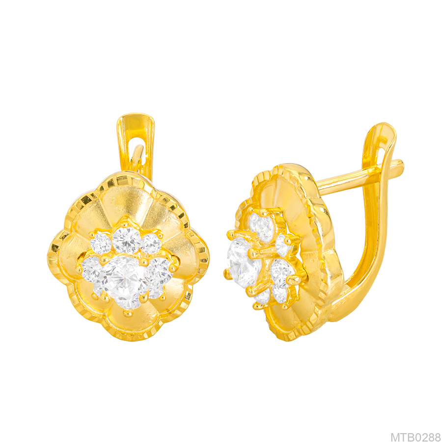 Gia công bông tai vàng 18k