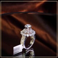 nhẫn kim cương đặt theo yêu cầu