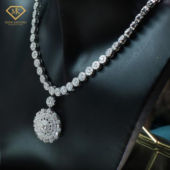 D&acirc;y chuyền sang trọng