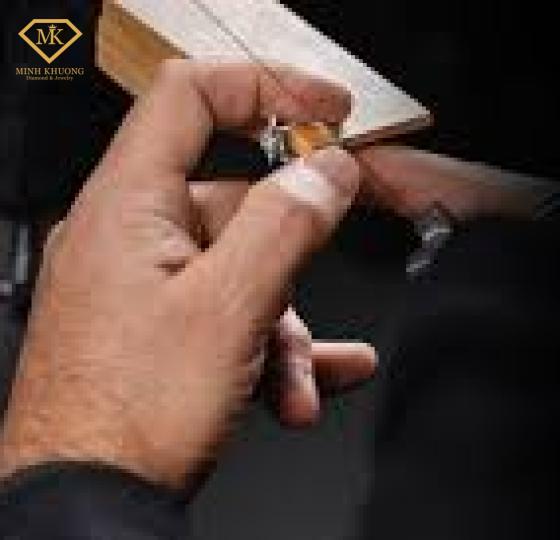 Chỉnh sửa trang sức vàng bạc uy tín 