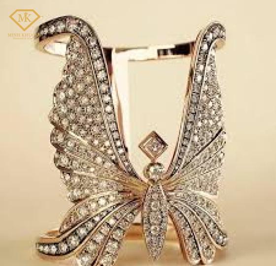 Thiết kế và gia công trang sức