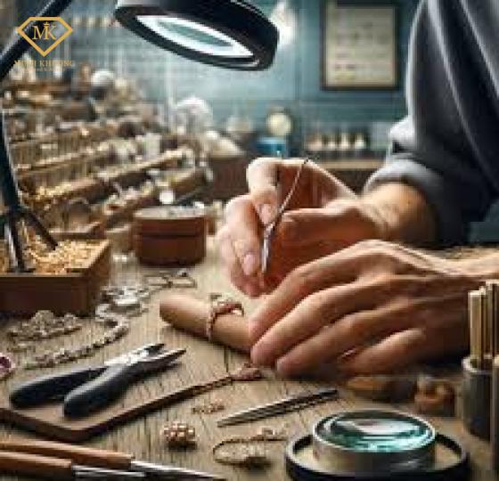 Sửa chữa nữ trang bằng công nghệ hiện đại