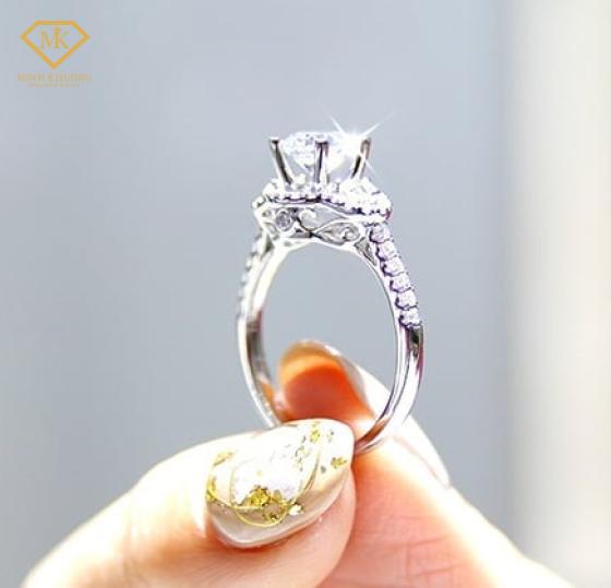 Làm sao để kim cương không bị xỉn màu