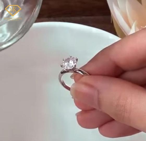 Đ&aacute;nh b&oacute;ng trang sức kim cương chuẩn quốc tế