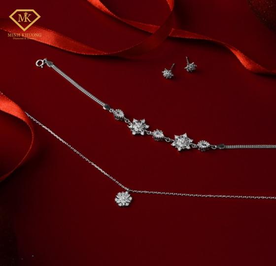 Gia công nữ trang đá quý