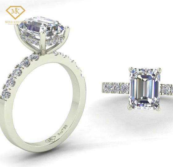 Thợ kim ho&agrave;n chế t&aacute;c trang sức theo mẫu ri&ecirc;ng