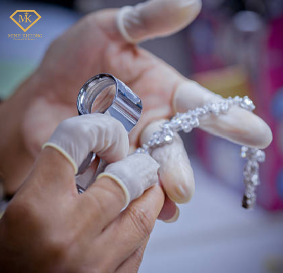 Thu mua trang sức cũ gi&aacute; cao