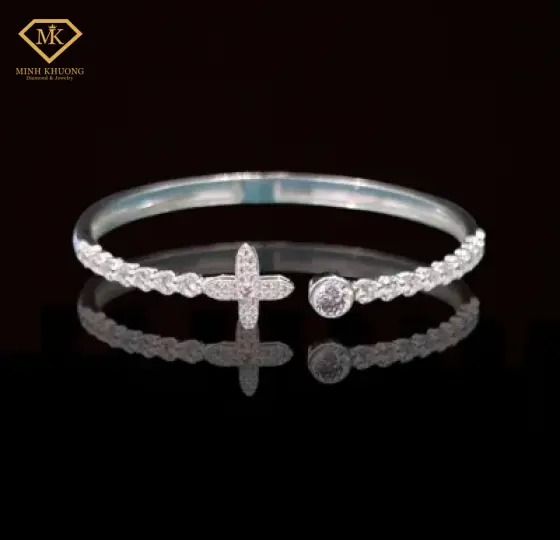 Gia c&ocirc;ng trang sức kim cương gi&aacute; sỉ